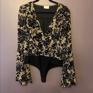 Floral Black and Tan Velvet Women's Bodysuit with Flowy Sleeves NWOT